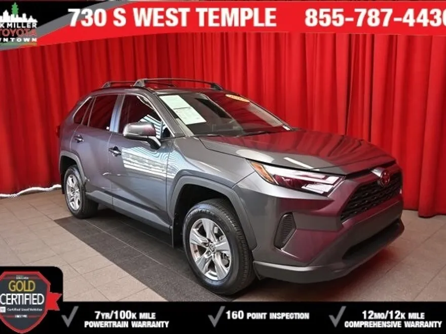 2024 Toyota RAV4 XLE photo 1