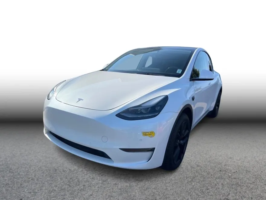 2022 Tesla Model Y Long Range photo 1
