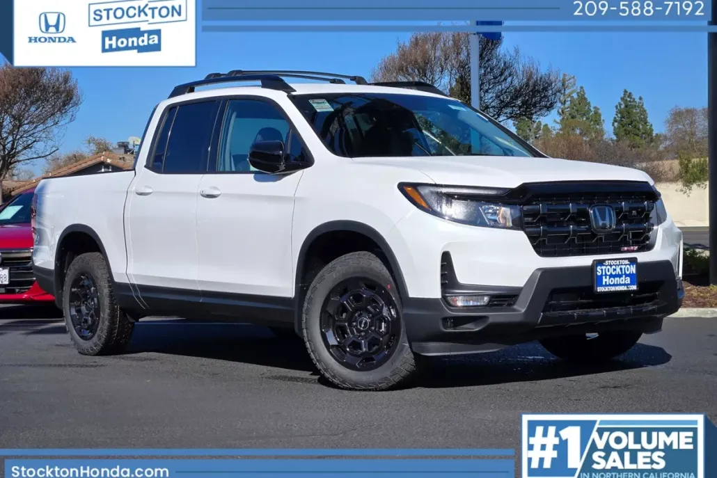2025 Honda Ridgeline Sport photo 1
