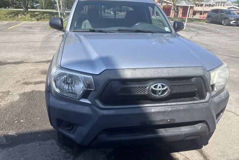 2014 Toyota Tacoma V6 photo 1