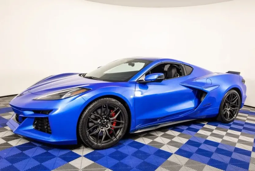 2024 Chevrolet Corvette Z06 3LZ photo 1
