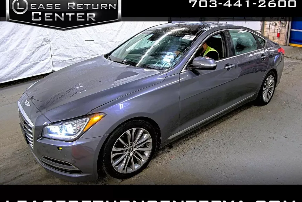 2015 Hyundai Genesis 3.8 AWD photo 1
