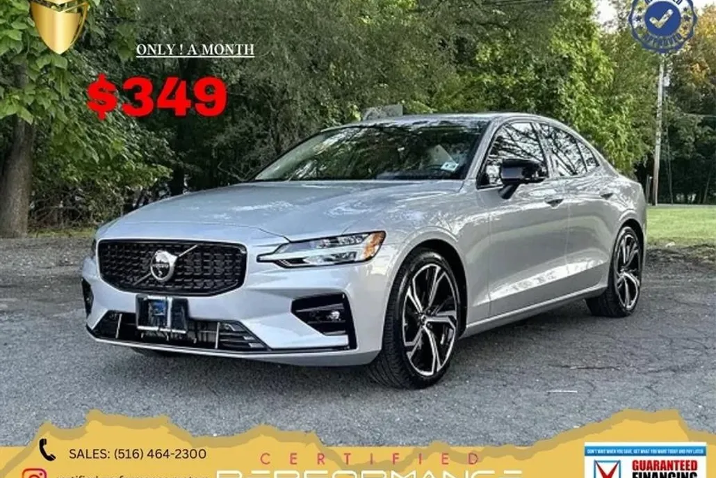 2025 Volvo S60 B5 Core photo 1