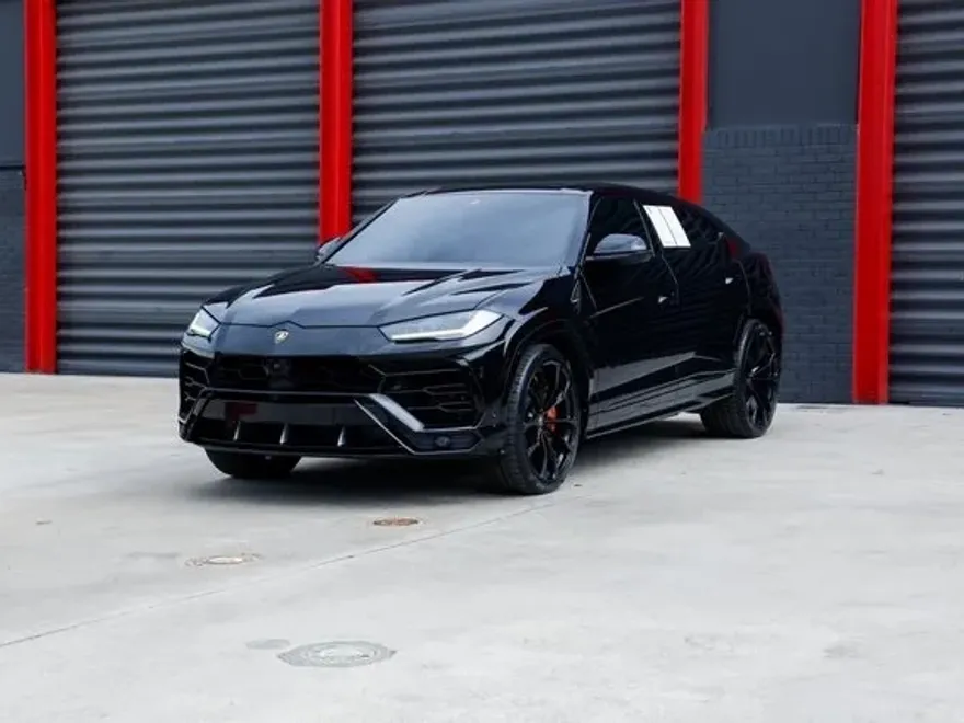 2020 Lamborghini Urus Base photo 1