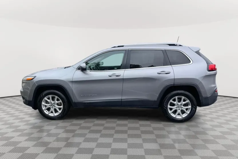 2017 Jeep Cherokee Latitude photo 1