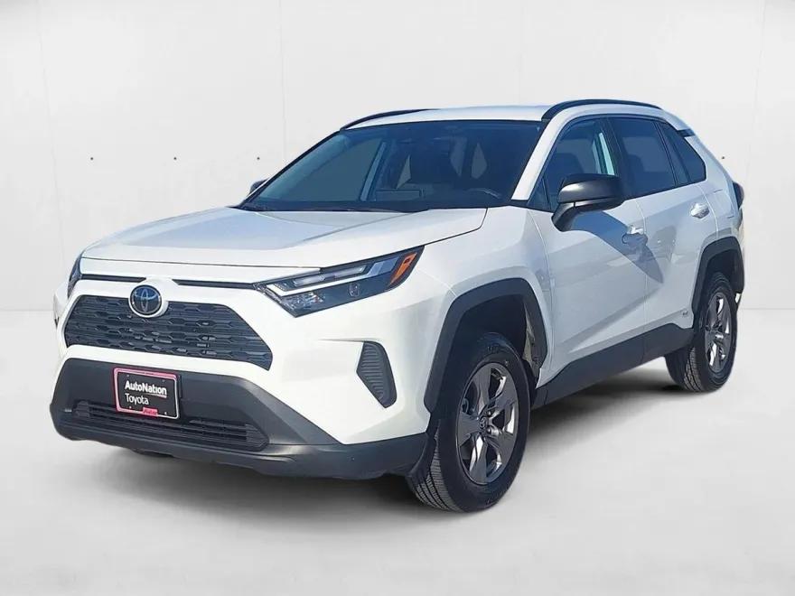 2025 Toyota RAV4 Hybrid LE photo 1