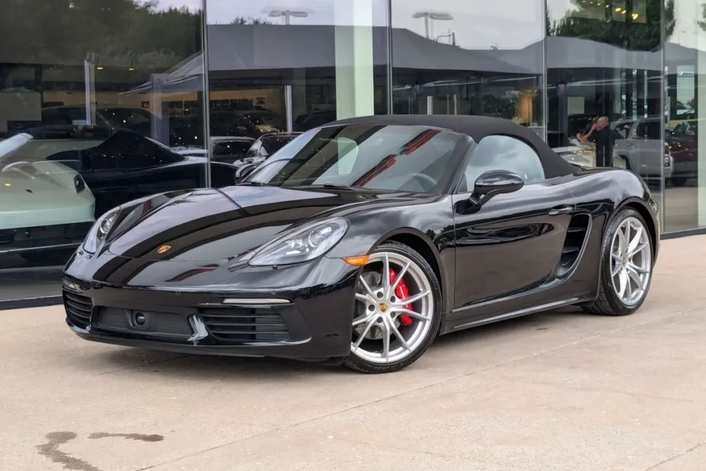 2024 Porsche Boxster S photo 1
