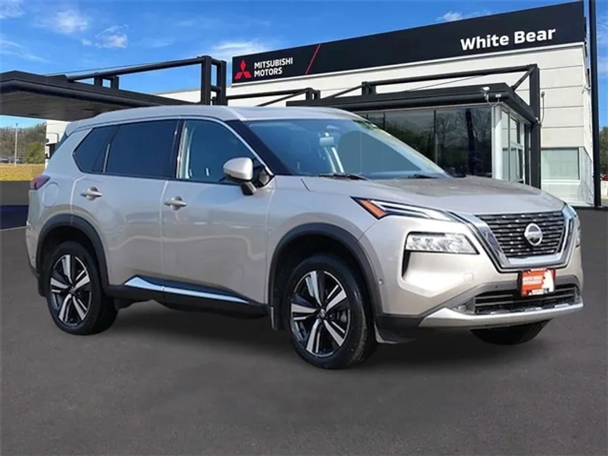 2021 Nissan Rogue Platinum photo 1