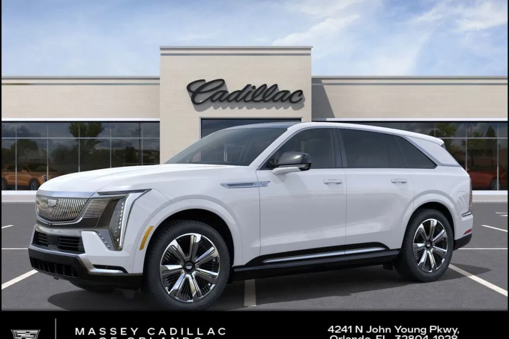 2025 Cadillac Escalade IQ Luxury photo 1