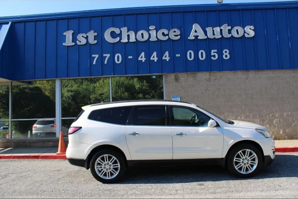 2015 Chevrolet Traverse 1LT photo 1