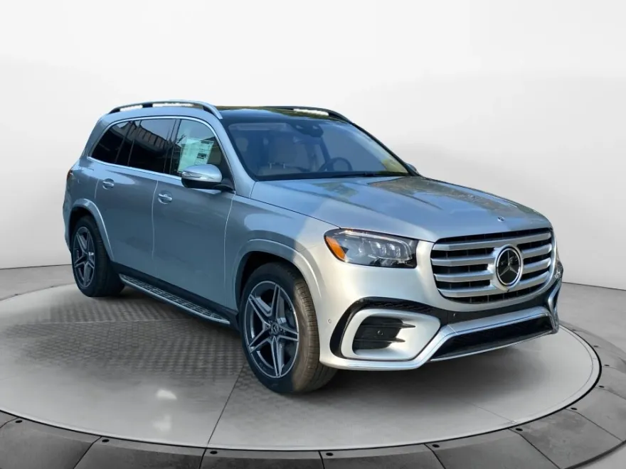 2026 Mercedes Benz GLS 450 4MATIC photo 1