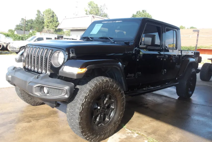 2021 Jeep Gladiator Sport photo 1