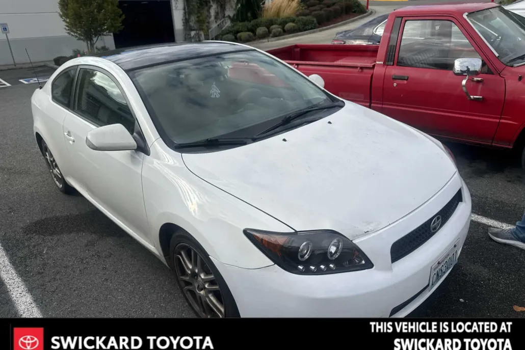 2009 Scion tC Base photo 1