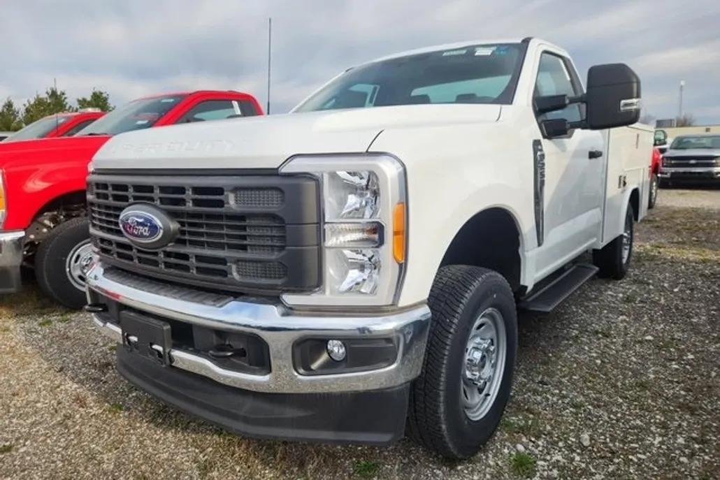 2023 Ford F-250 XL photo 1