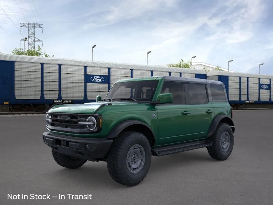 2025 Ford Bronco Outer Banks photo 1