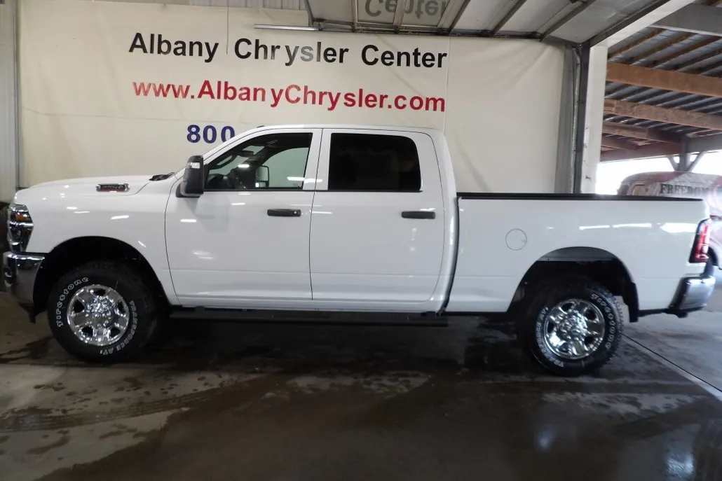 2026 Ram 3500 Tradesman photo 1