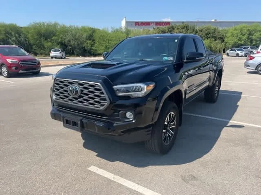 2023 Toyota Tacoma TRD Sport V6 photo 1