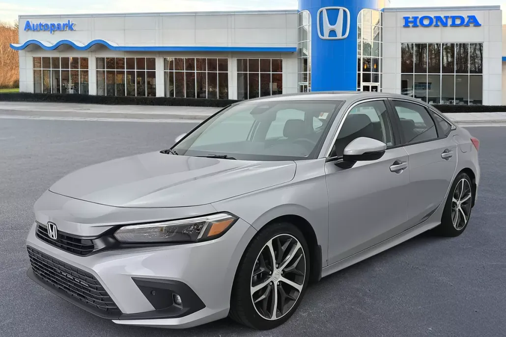 2024 Honda Civic Touring photo 1
