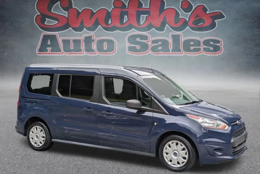 2017 Ford Transit Connect XLT photo 1