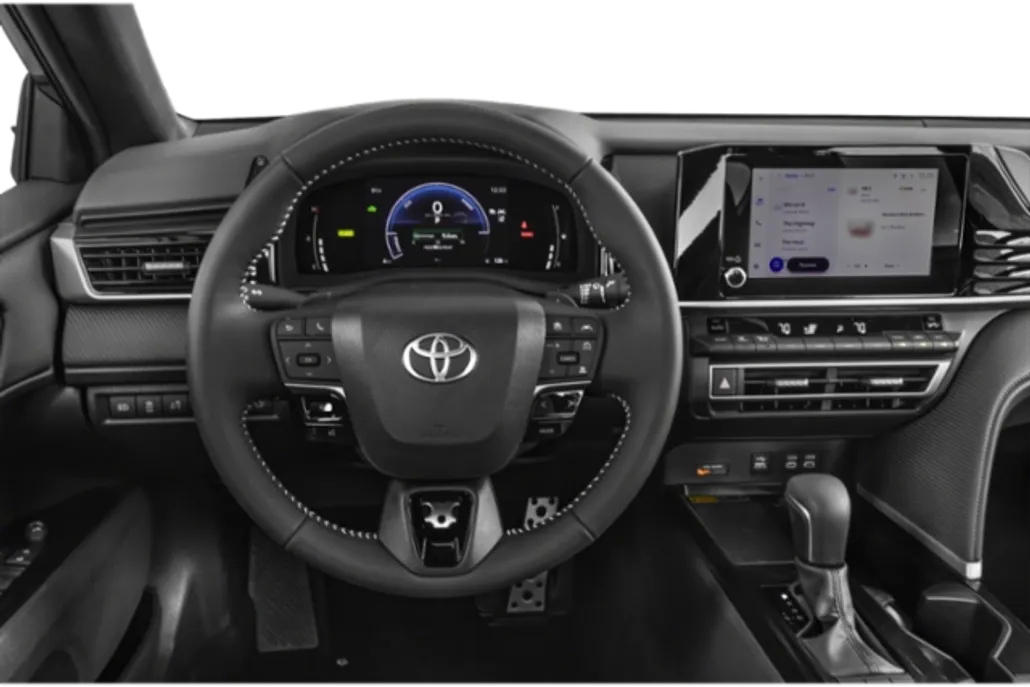 2025 Toyota Camry SE photo 3