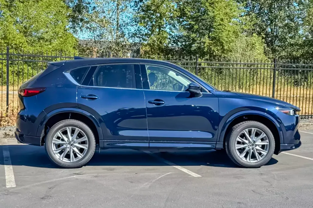 2025 Mazda CX-5 2.5 Premium Plus photo 1