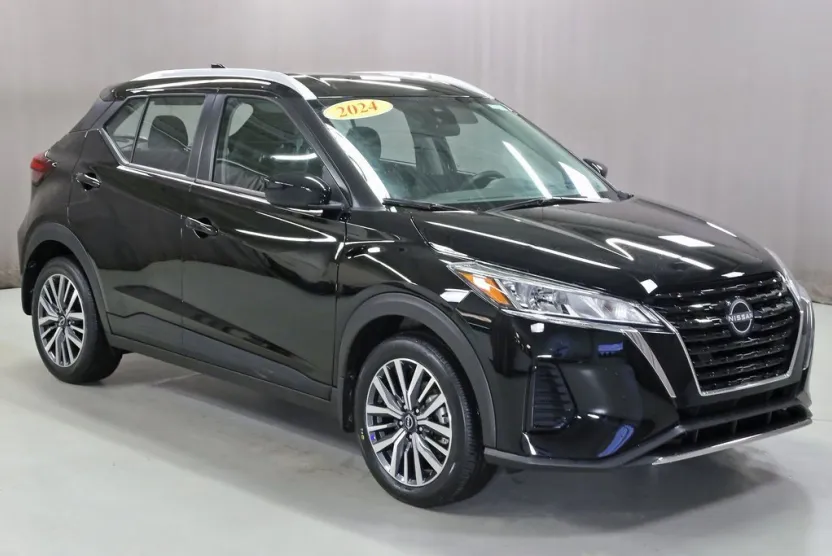 2024 Nissan Kicks SV photo 1