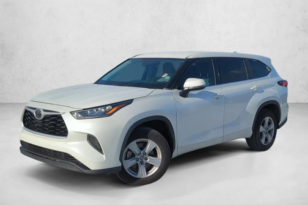 2020 Toyota Highlander L photo 1