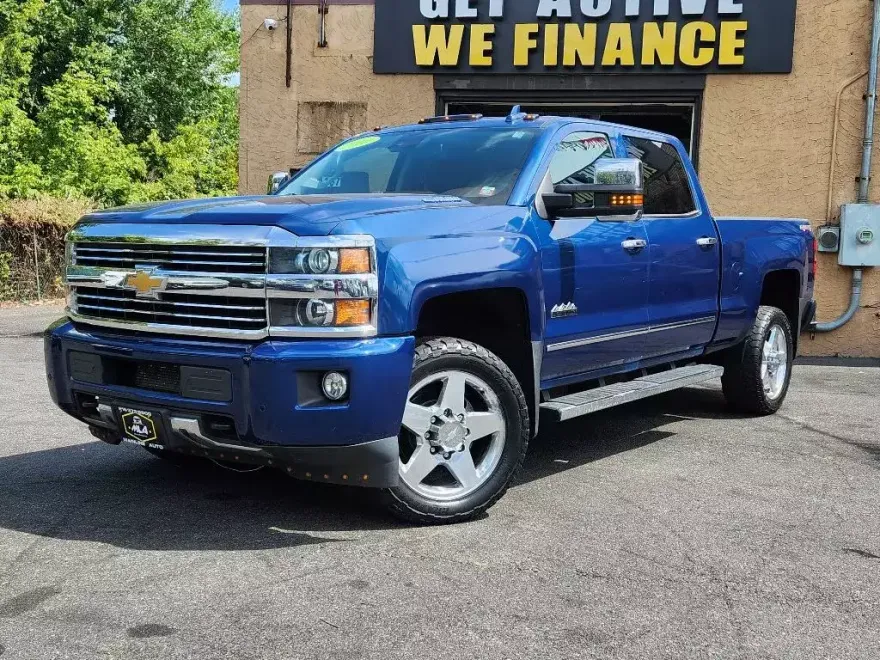 2016 Chevrolet Silverado 3500HD High Country photo 1