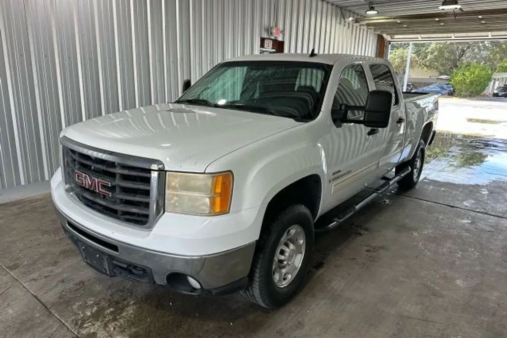 2007 Gmc Sierra 2500 HD SLE photo 1