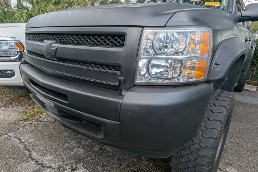 2012 Chevrolet Silverado 1500 LT photo 1