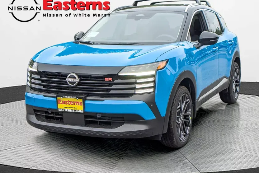 2025 Nissan Kicks SV photo 1