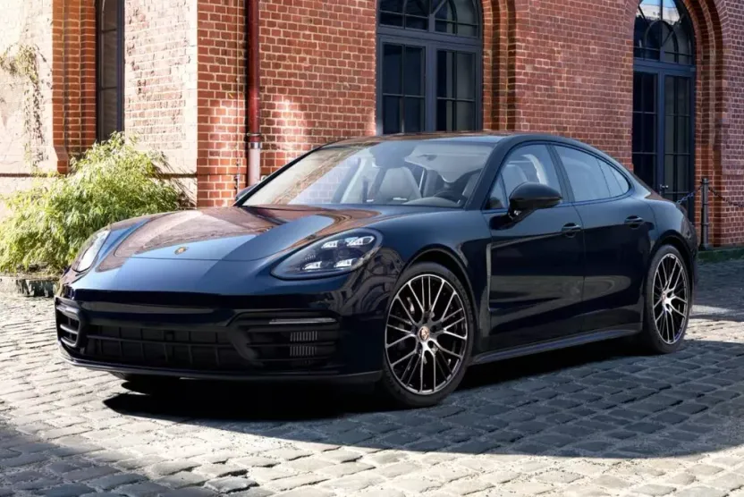 2022 Porsche Panamera Platinum photo 1