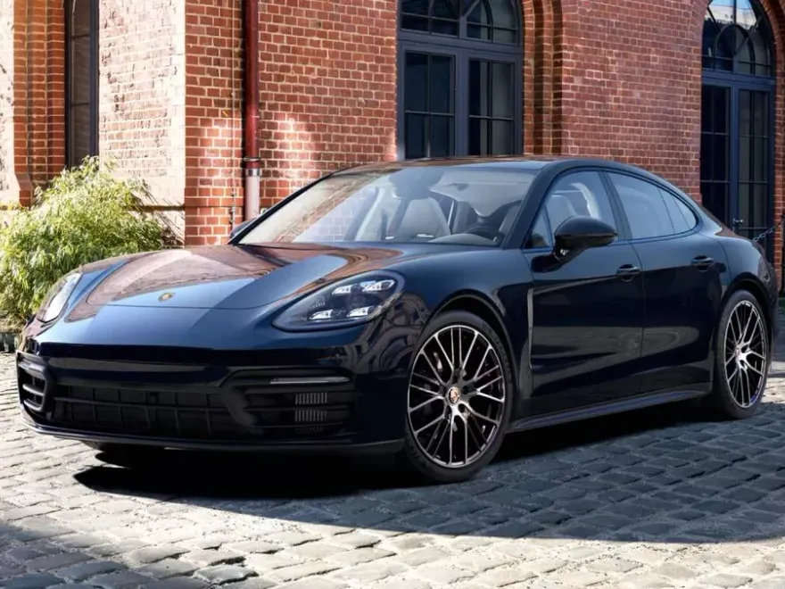 2022 Porsche Panamera Platinum photo 1