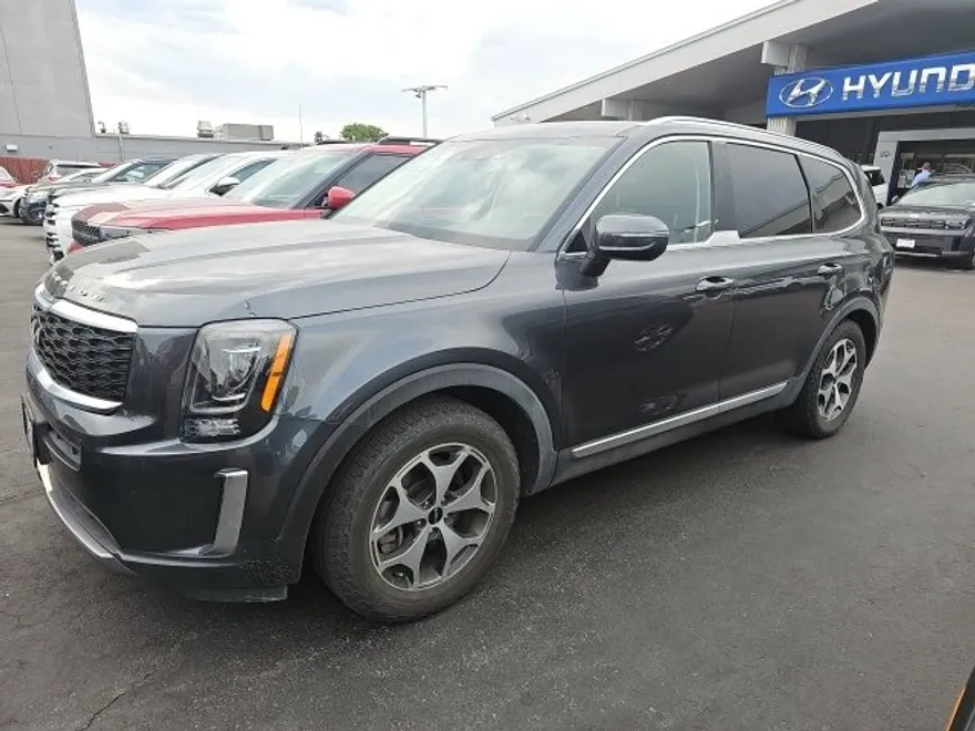 2022 Kia Telluride EX photo 1