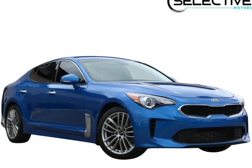 2018 Kia Stinger photo 1