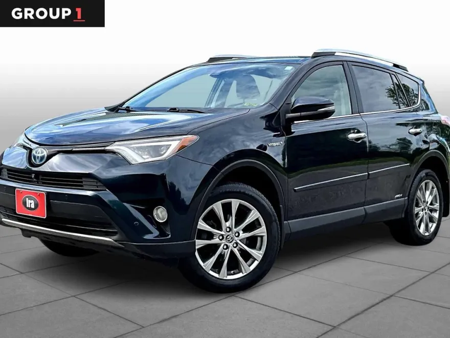 2017 Toyota RAV4 Hybrid Limited photo 1