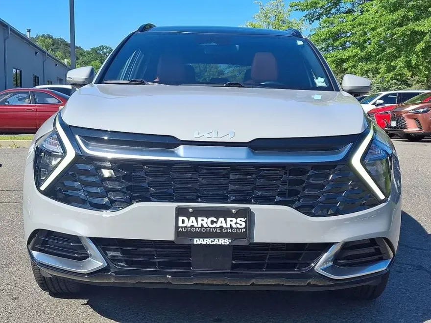 2023 Kia Sportage SX photo 1