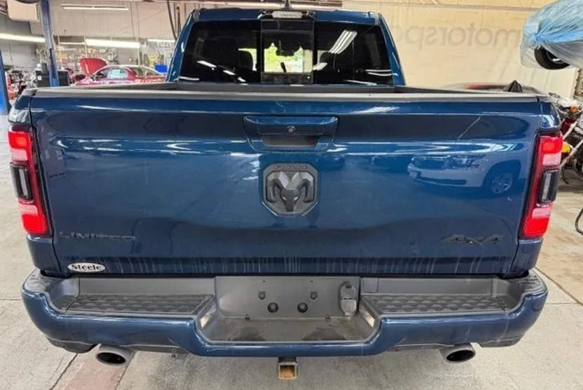 2022 Ram 1500 Limited photo 1