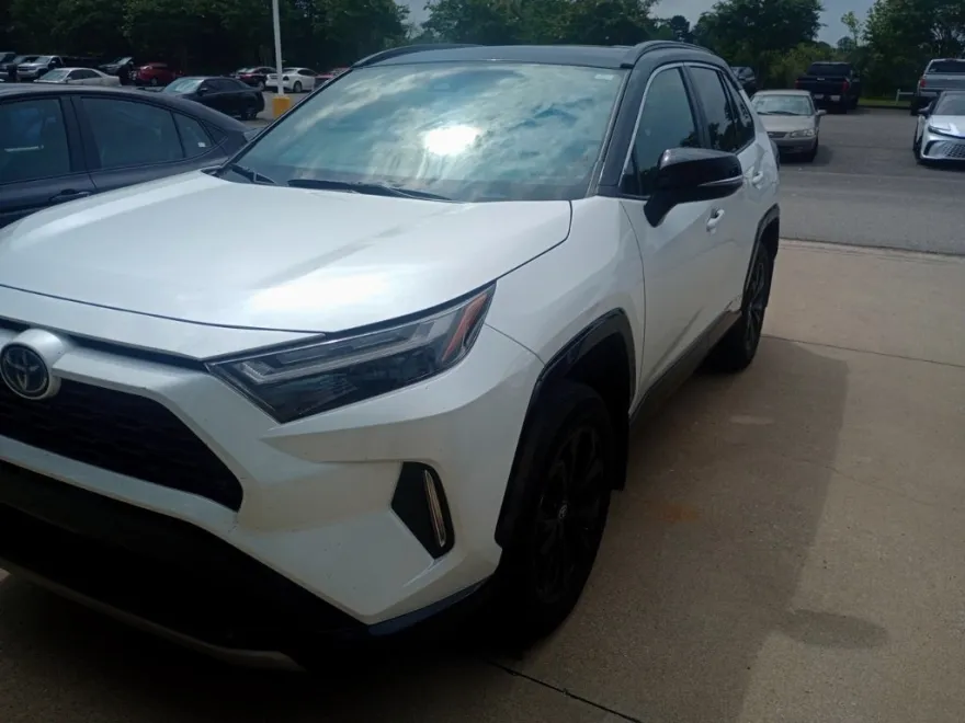 2024 Toyota RAV4 Hybrid XSE photo 1