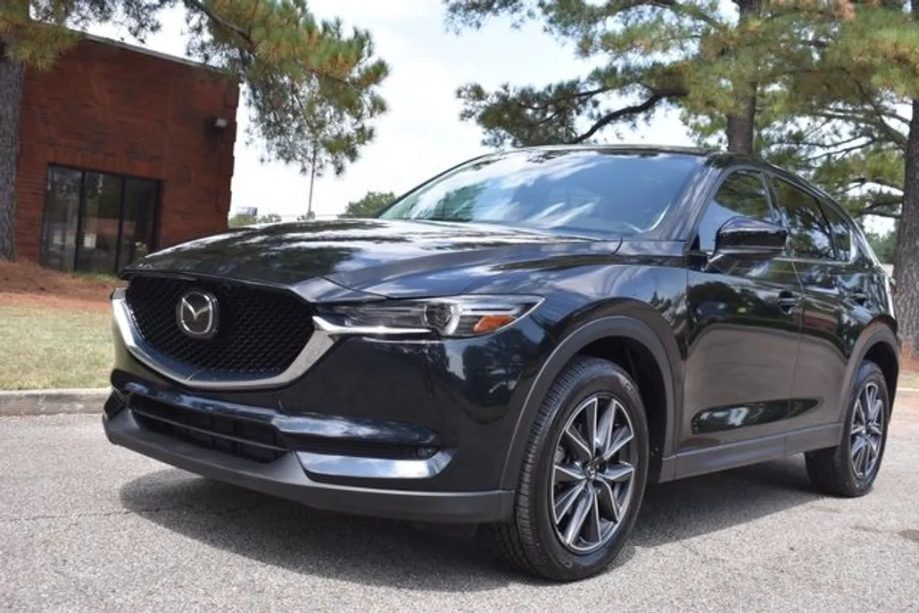 2017 Mazda CX-5 Grand Touring photo 1