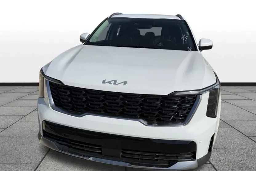 2024 Kia Sorento S photo 1