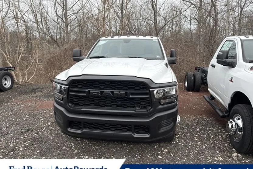 2024 Ram 3500 Tradesman photo 1