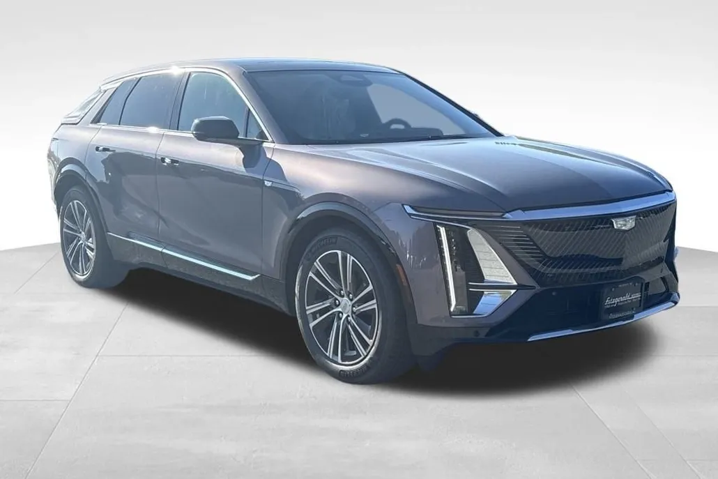 2026 Cadillac Lyriq Luxury photo 1