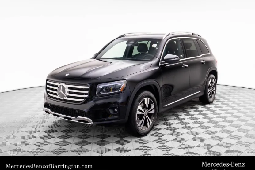 2025 Mercedes Benz GLB 250 4MATIC photo 1