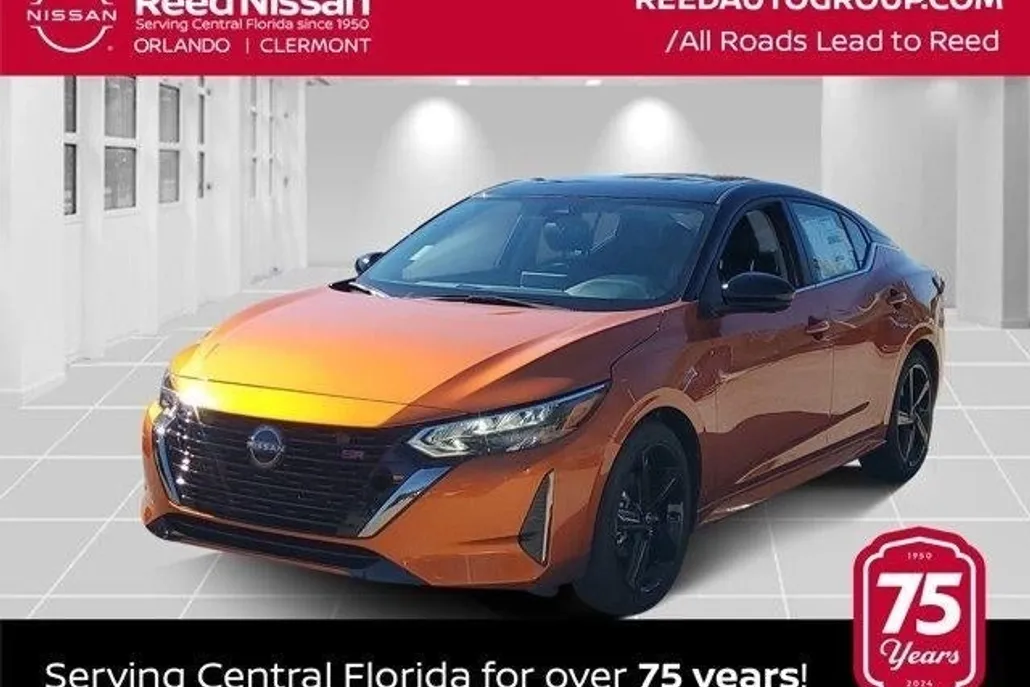 2025 Nissan Sentra SR photo 1