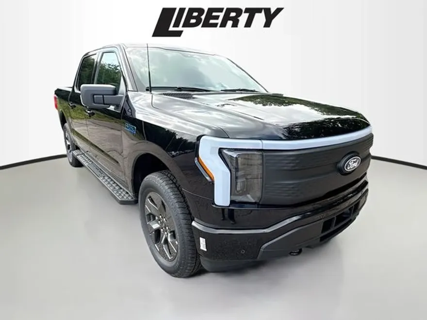 2025 Ford F-150 Lightning photo 1