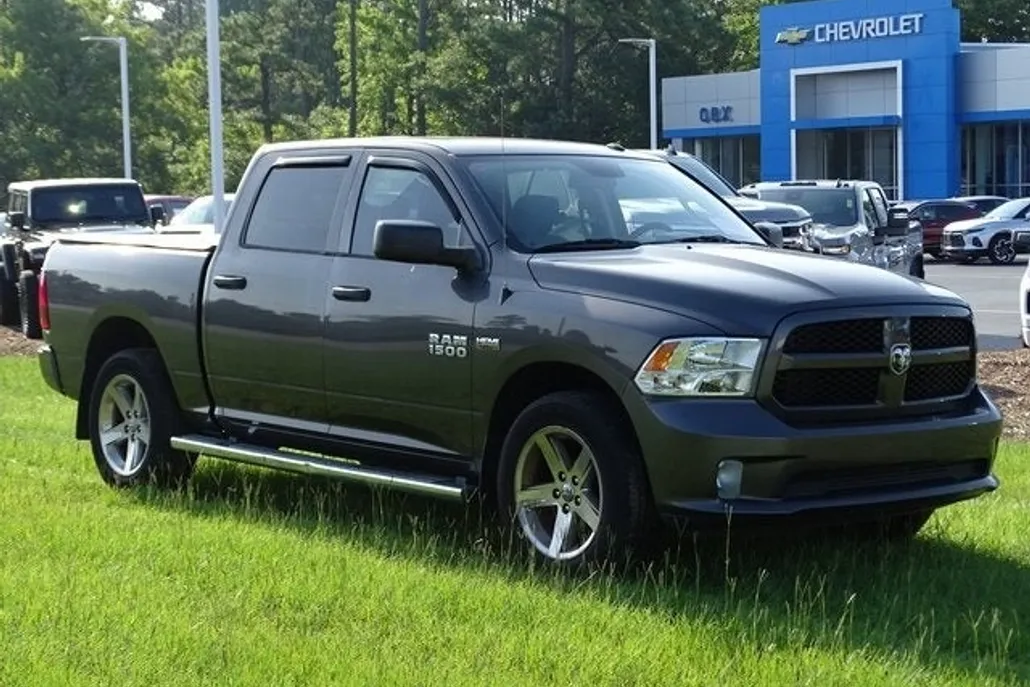 2017 Ram 1500 Express photo 1