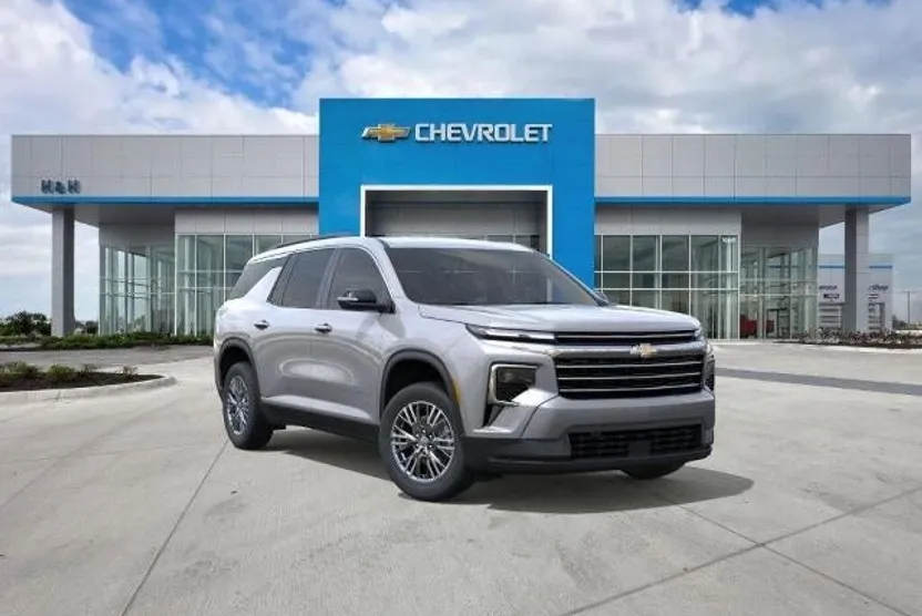 2026 Chevrolet Traverse photo 1