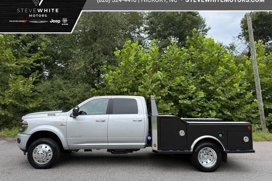 2026 Ram 4500 Laramie photo 1