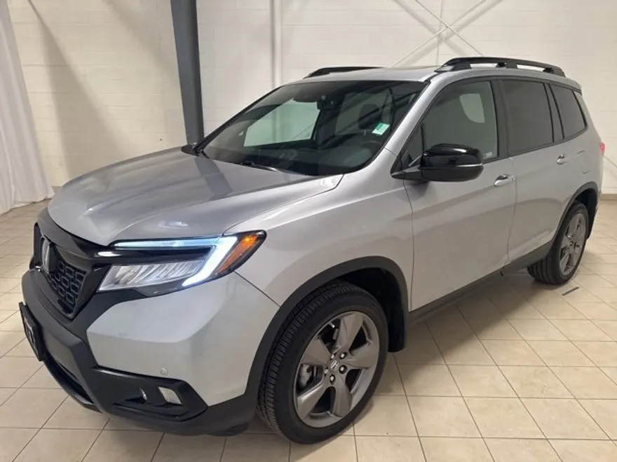 2021 Honda Passport Touring photo 1